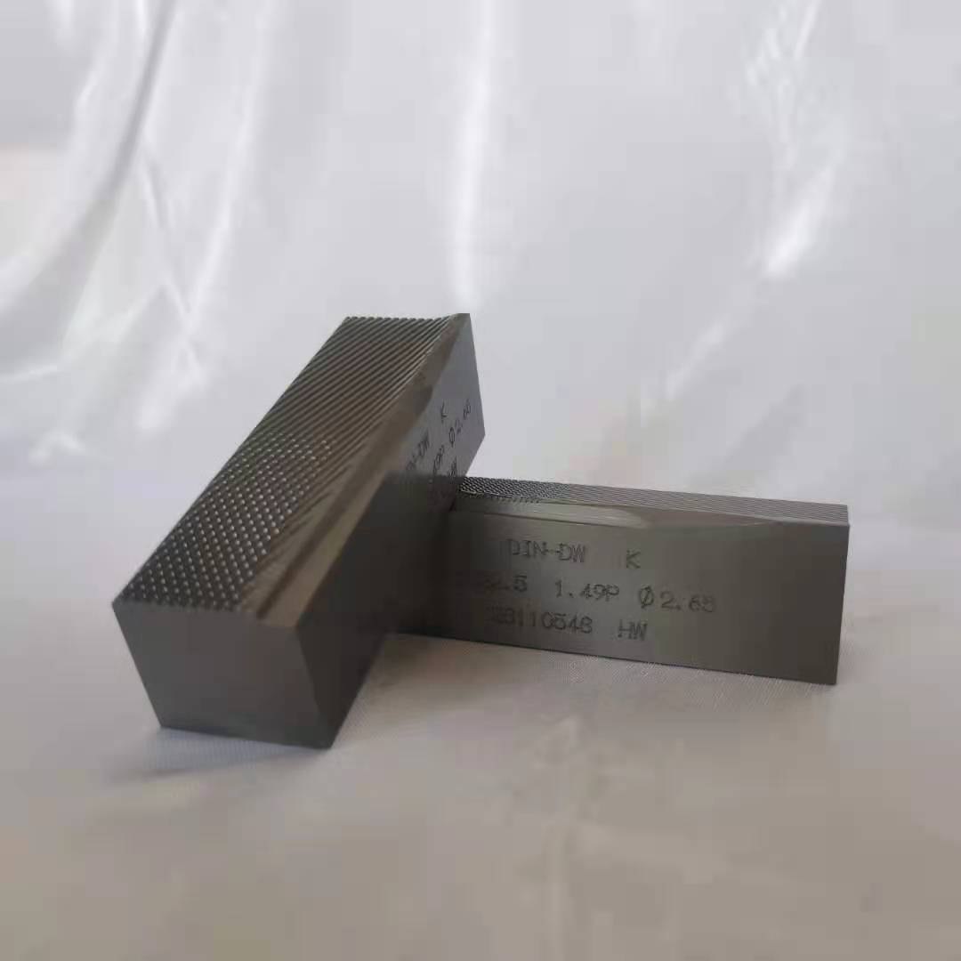 THREAD ROLLING DIE FOR DRYWALL SCREW